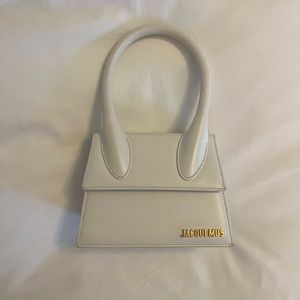 Jacquemus Le Chiquito Moyen